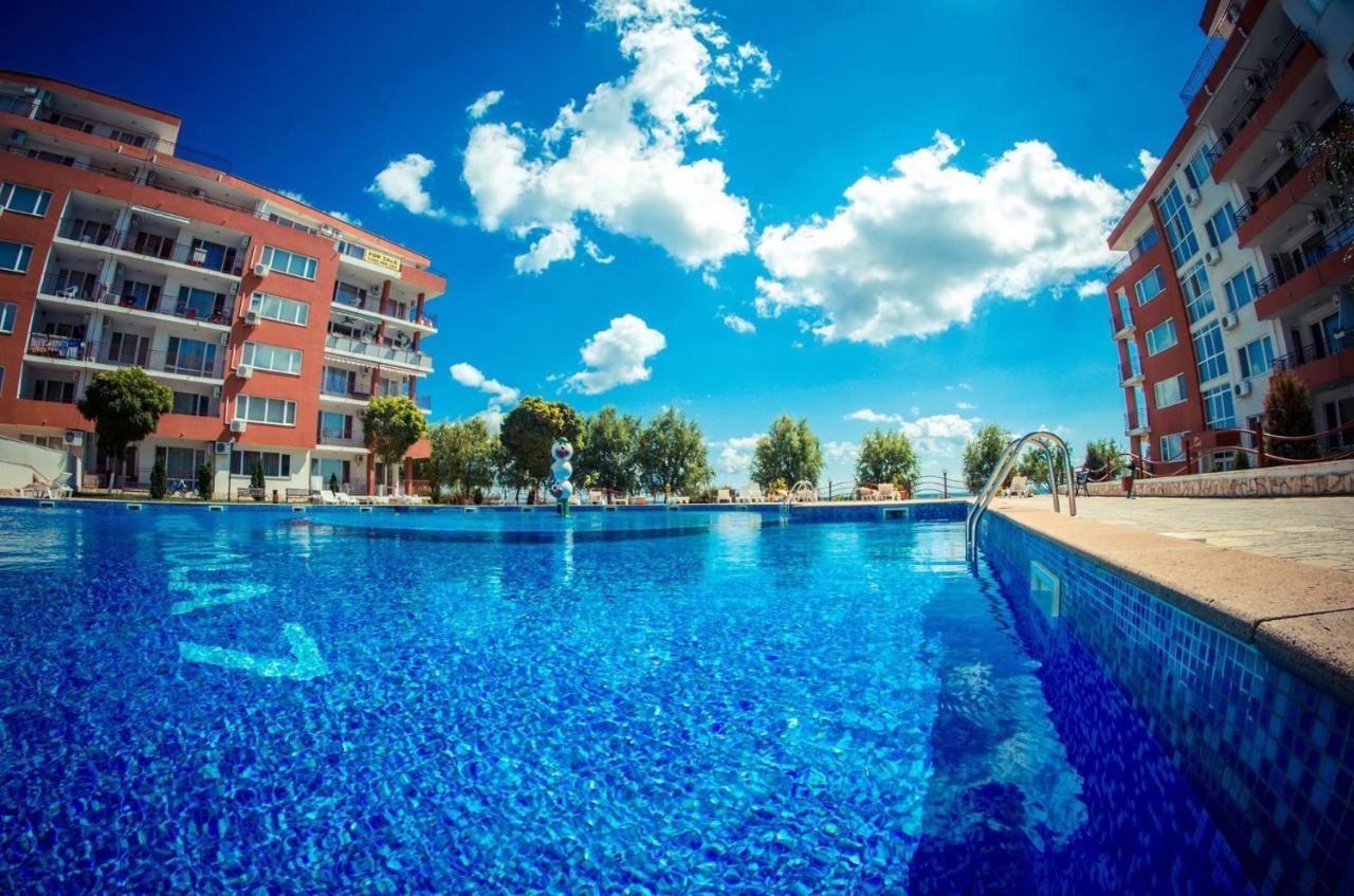 Sea View Panoramic Apartments, Fort Noks Crown Club Sveti Vlas Exterior foto