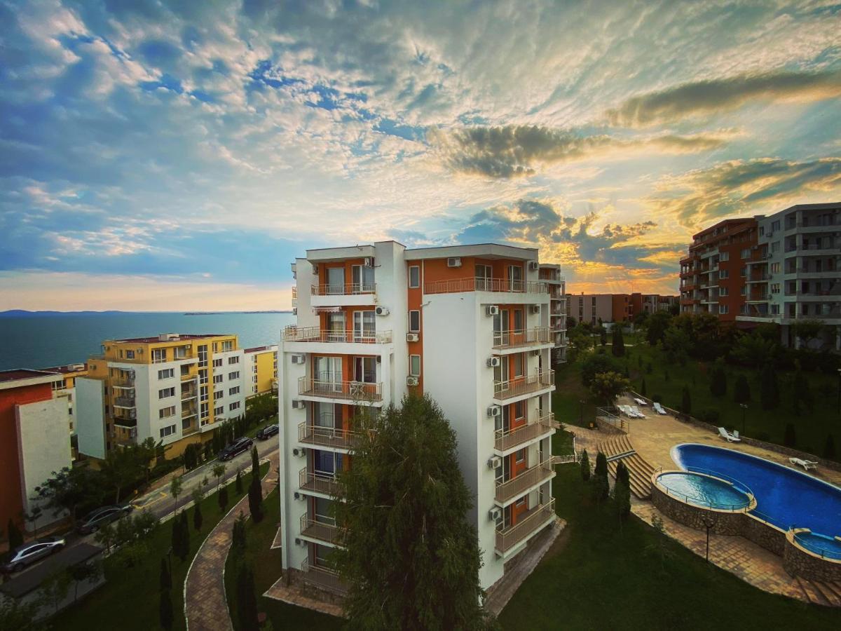 Sea View Panoramic Apartments, Fort Noks Crown Club Sveti Vlas Exterior foto
